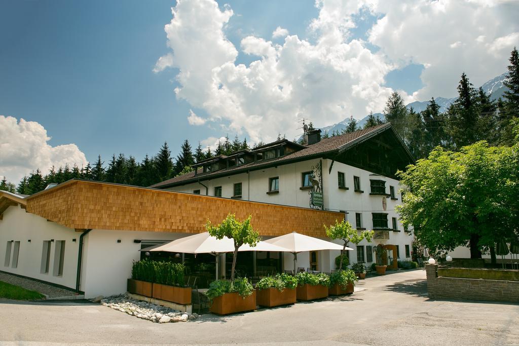 Hotel Hirschentenne Stams