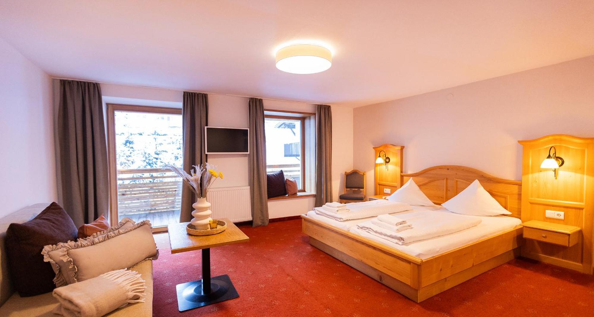 Hirschentenne Hotel Stams